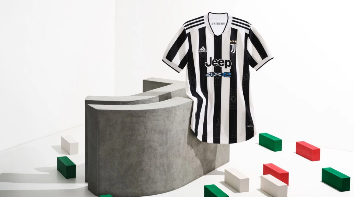 post card Loja online Fútbol Emotion Portugal - Blogs de futebol - Esta é a nova camisola principal da Juventus para a temporada 21-22  (2).webp
